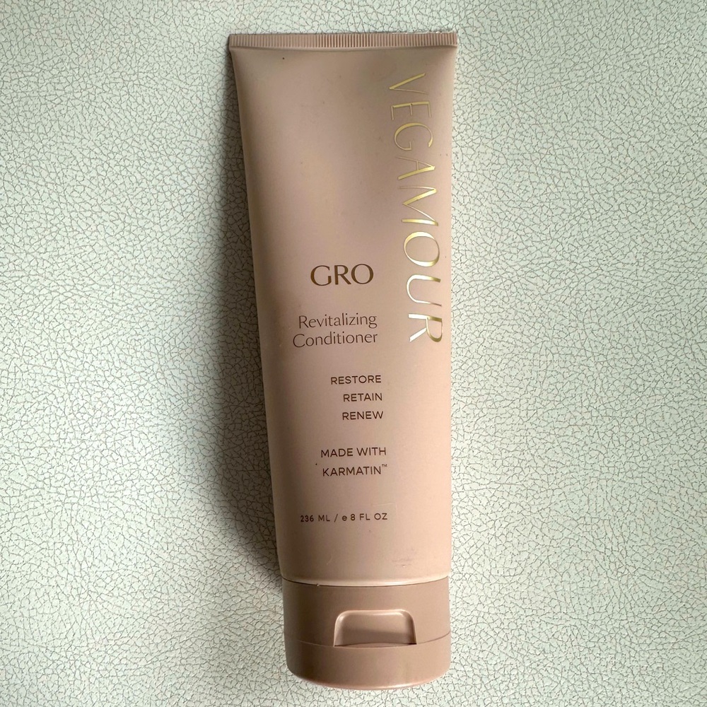Vegamour GRO Revitalizing Conditioner